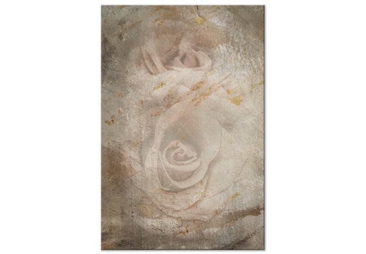 Zastygła róża - kompozycja w stylu retro z kwiatami na beżowym tle