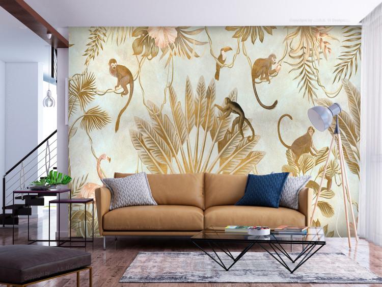 Fototapeta Dżungla w złocie – grafika z egzotycznymi zwierzętami i roślinami