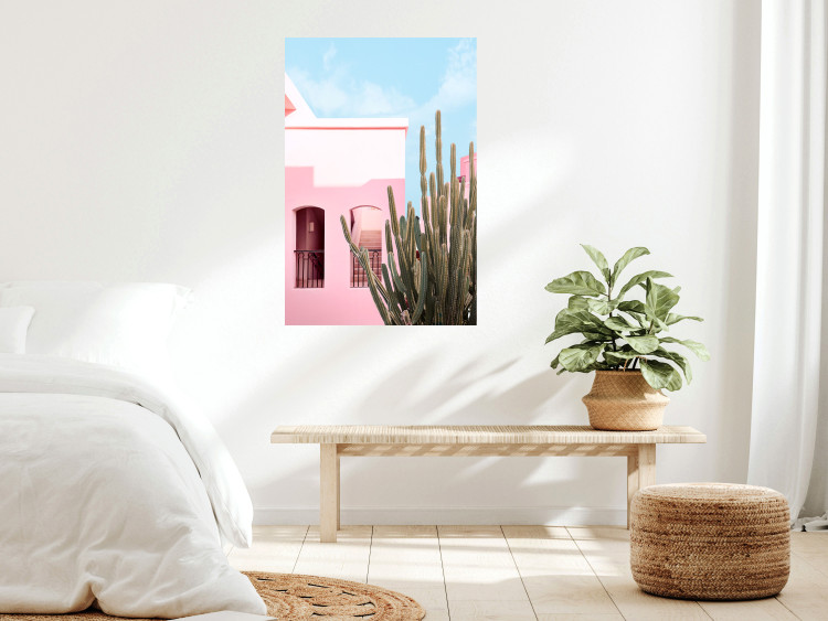Plakat Kaktus Miami - różowy wakacyjny dom na tle błękitnego nieba i światła 144500 additionalImage 15