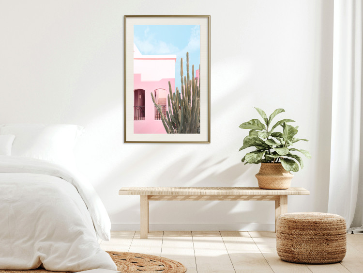 Plakat Kaktus Miami - różowy wakacyjny dom na tle błękitnego nieba i światła 144500 additionalImage 16