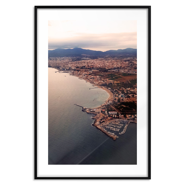 Plakat Gorąca Hiszpania - pejzaż nabrzeża Majorki widziany z lotu ptaka 144800 additionalImage 24