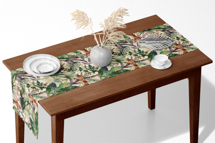 Bieżnik na stół Pergamin z sawanny - tropikalna roślinność i gepardy na beżowym tle 147240 additionalImage 6