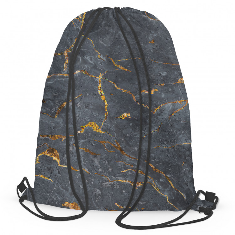 Worek plecak Spękana magma - grafitowy wzór imitujący kamień ze złotymi smugami 147433