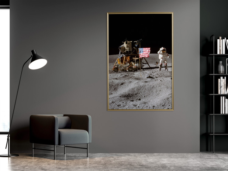 Plakat Lądowanie na Księżycu - zdjęcie statku, astronauty i flagi w kosmosie 146243 additionalImage 12