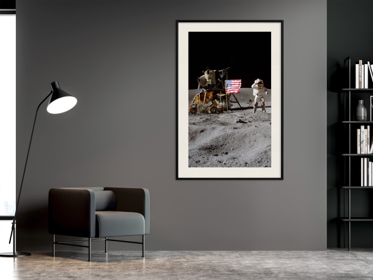Plakat Lądowanie na Księżycu - zdjęcie statku, astronauty i flagi w kosmosie 146243 additionalImage 20