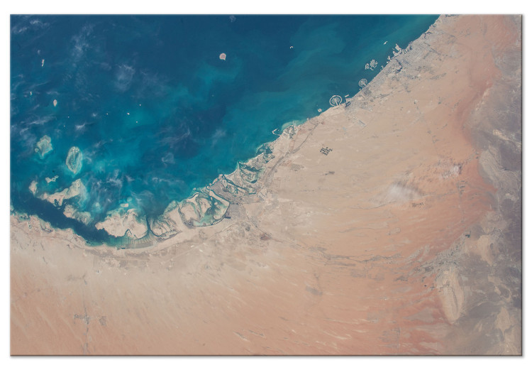 Obraz Zdjęcie satelitarne Dubaju - fotografia z pustynią i arabskim miastem 123164