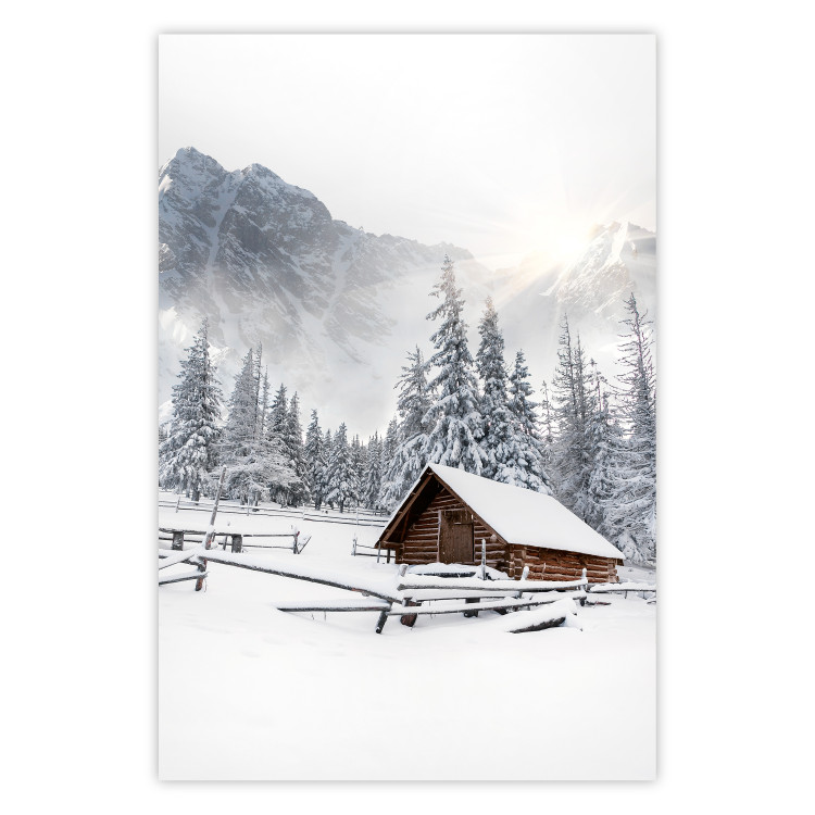 Plakat Zimowy poranek - pejzaż wschodu słońca nad górami, chatą i lasem 148435