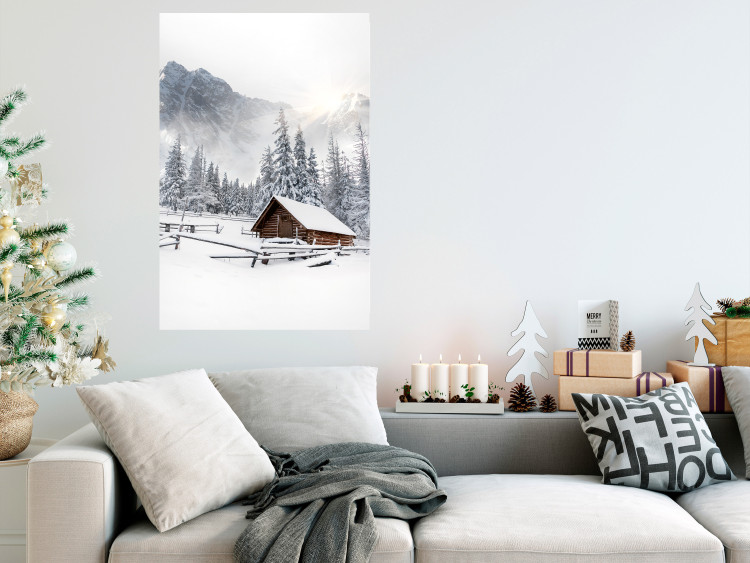 Plakat Zimowy poranek - pejzaż wschodu słońca nad górami, chatą i lasem 148435 additionalImage 11
