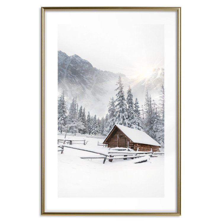 Plakat Zimowy poranek - pejzaż wschodu słońca nad górami, chatą i lasem 148435 additionalImage 25