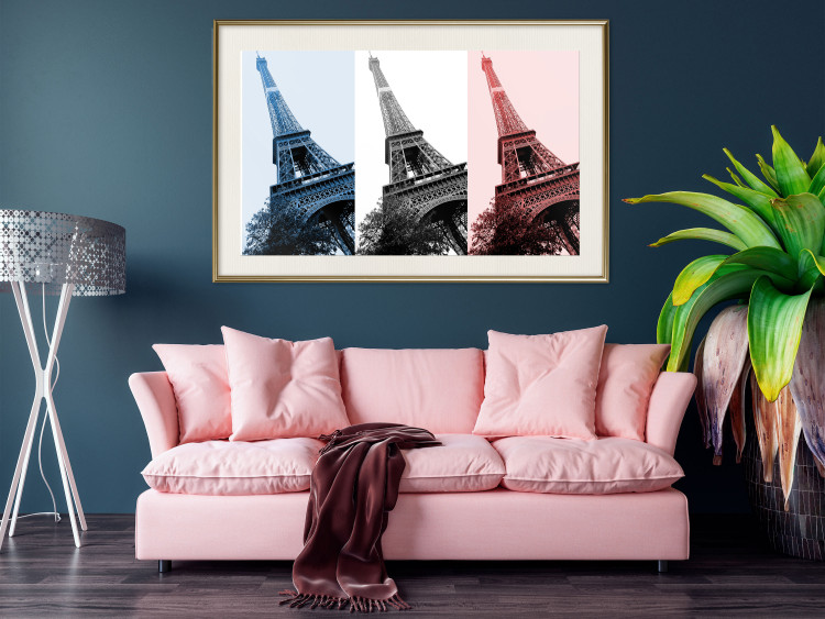 Plakat Paryski kolaż - trzy zdjęcia wieży Eiffla w narodowych barwach Francji 144799 additionalImage 14